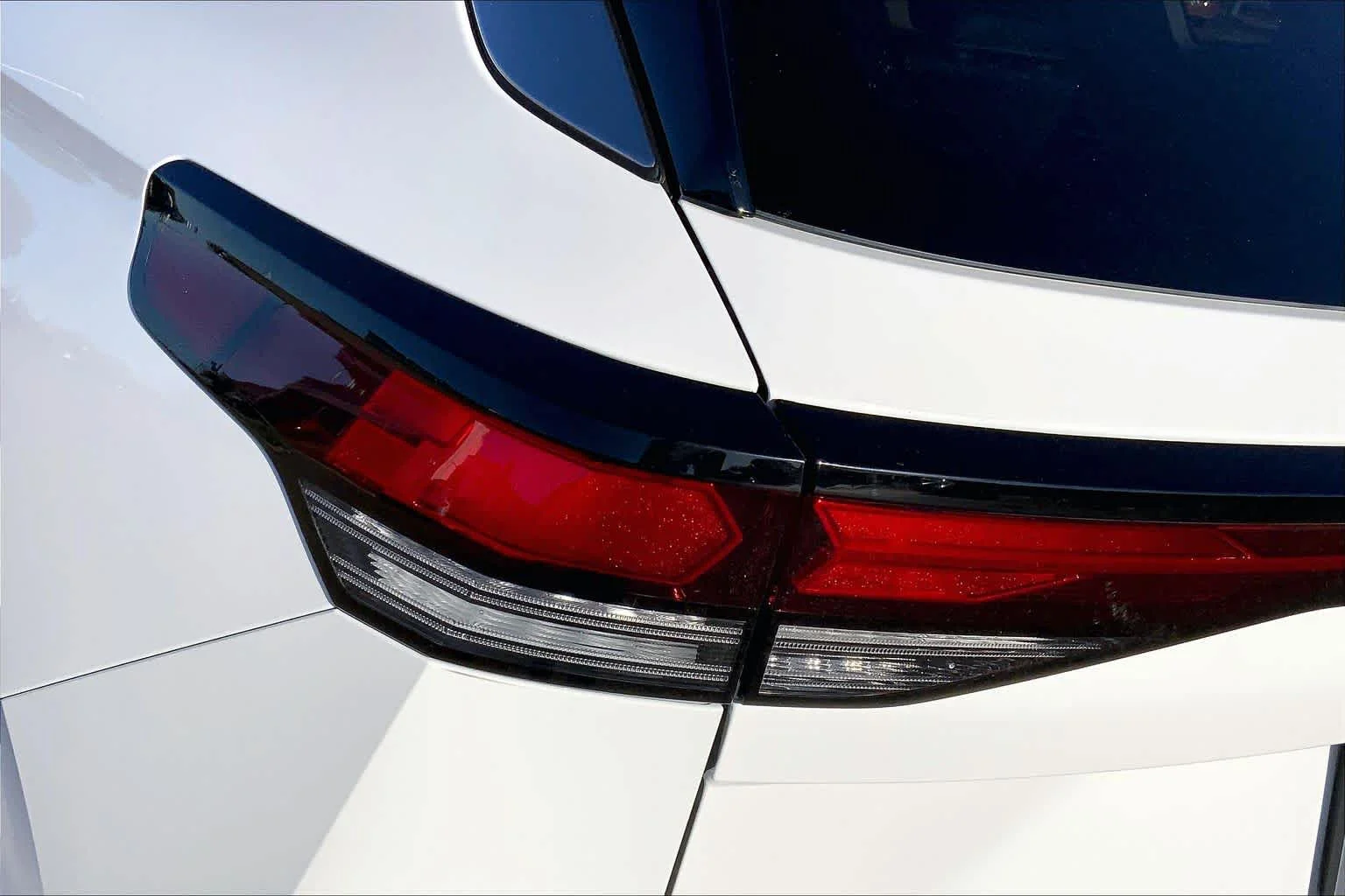 New 2026 Pure White Volkswagen SE image 14