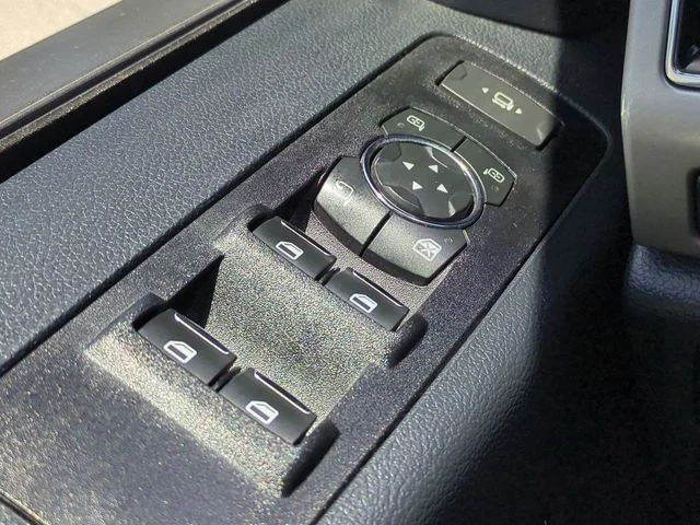 Used 2022 Agate Black Metallic Ford Lariat image 24