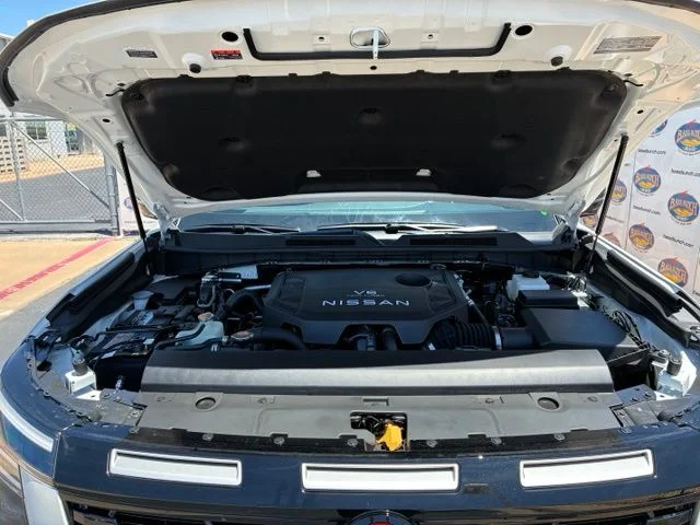 New 2026 Aspen White/Super Black Nissan PRO-4X® image 17