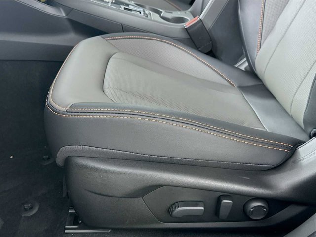 New 2026 CRYSTAL BLACK SILICA Subaru Limited Hybrid image 18