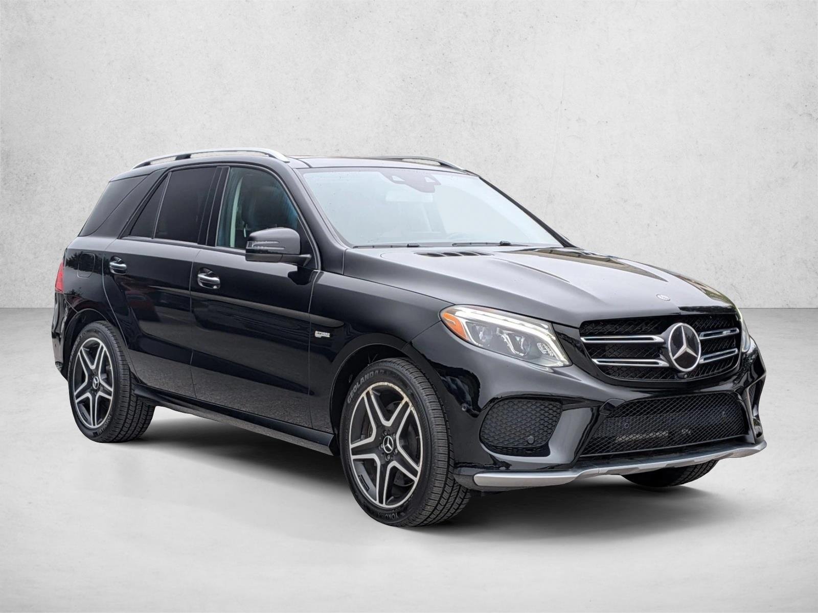 Used 2019 Black Mercedes-Benz AMG® GLE 43 image 3