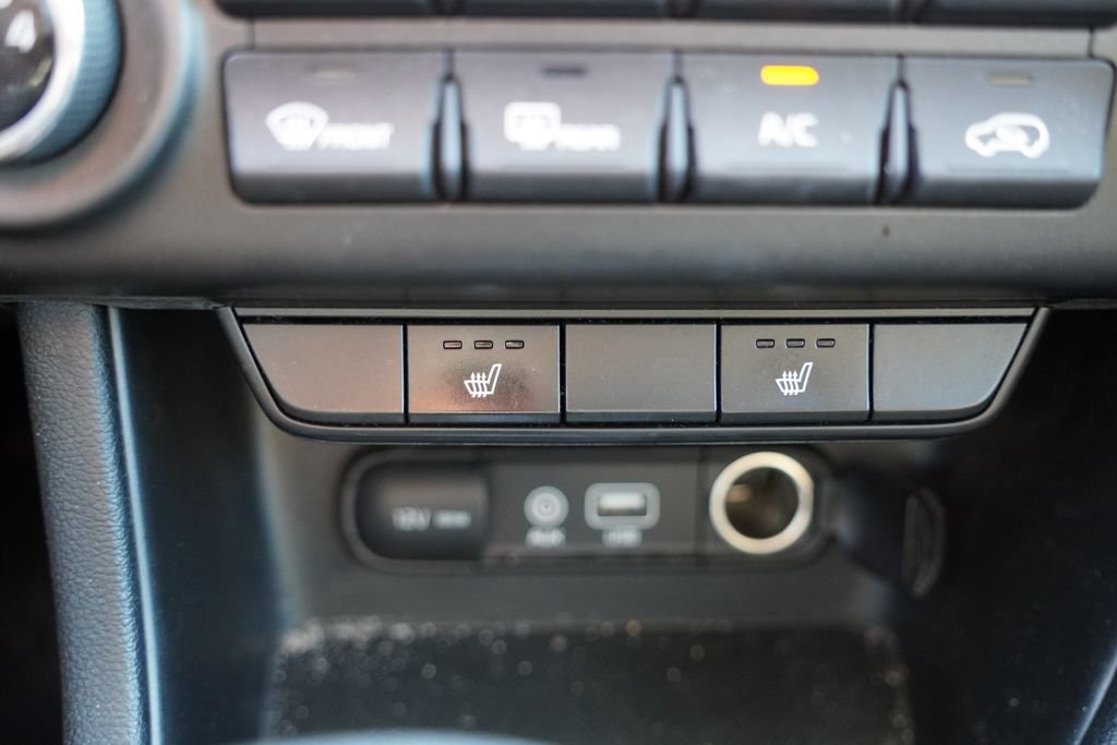 Used 2017 Pacific Blue Kia LX image 7