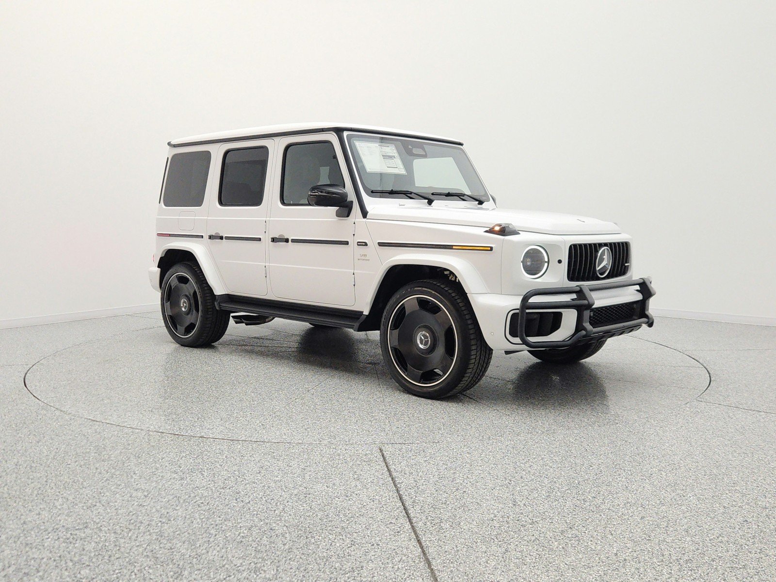 New 2026 MANUFAKTUR Moonlight White Magno Mercedes-Benz AMG® G 63 SUV image 3