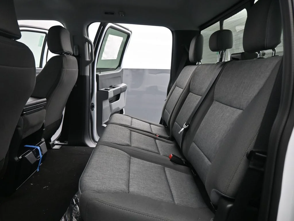 New 2026 Oxford White Ford XL image 15