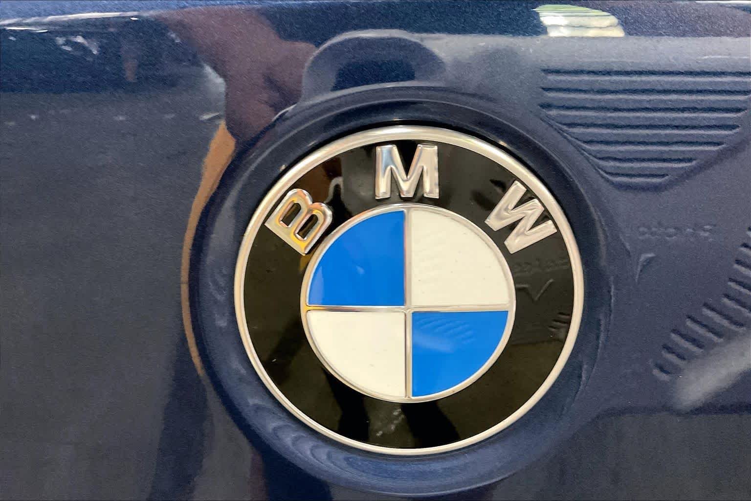 Used 2024 Phytonic Blue Metallic BMW 330i xDrive image 31