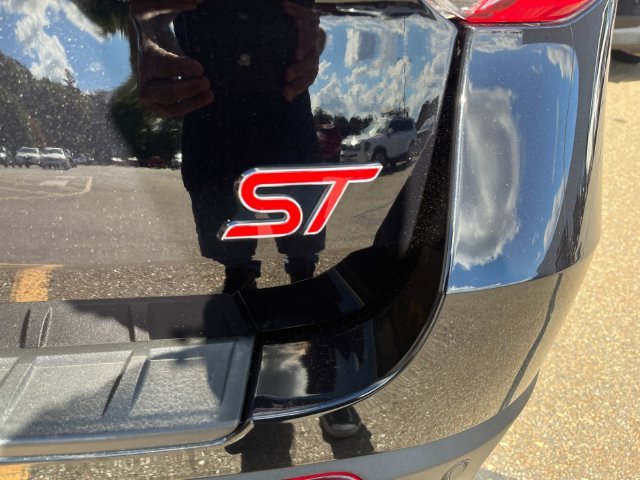 Used 2022 Black Ford ST image 43