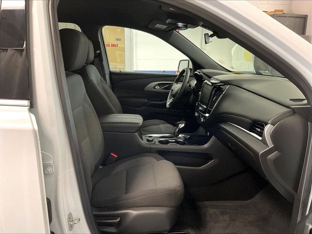 Used 2023 White Chevrolet LT image 11