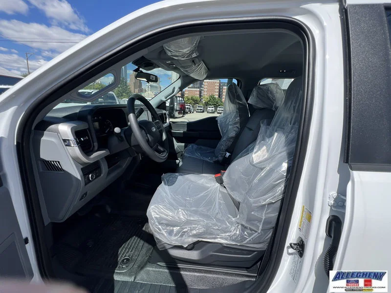 New 2026 Oxford White Ford XL image 12