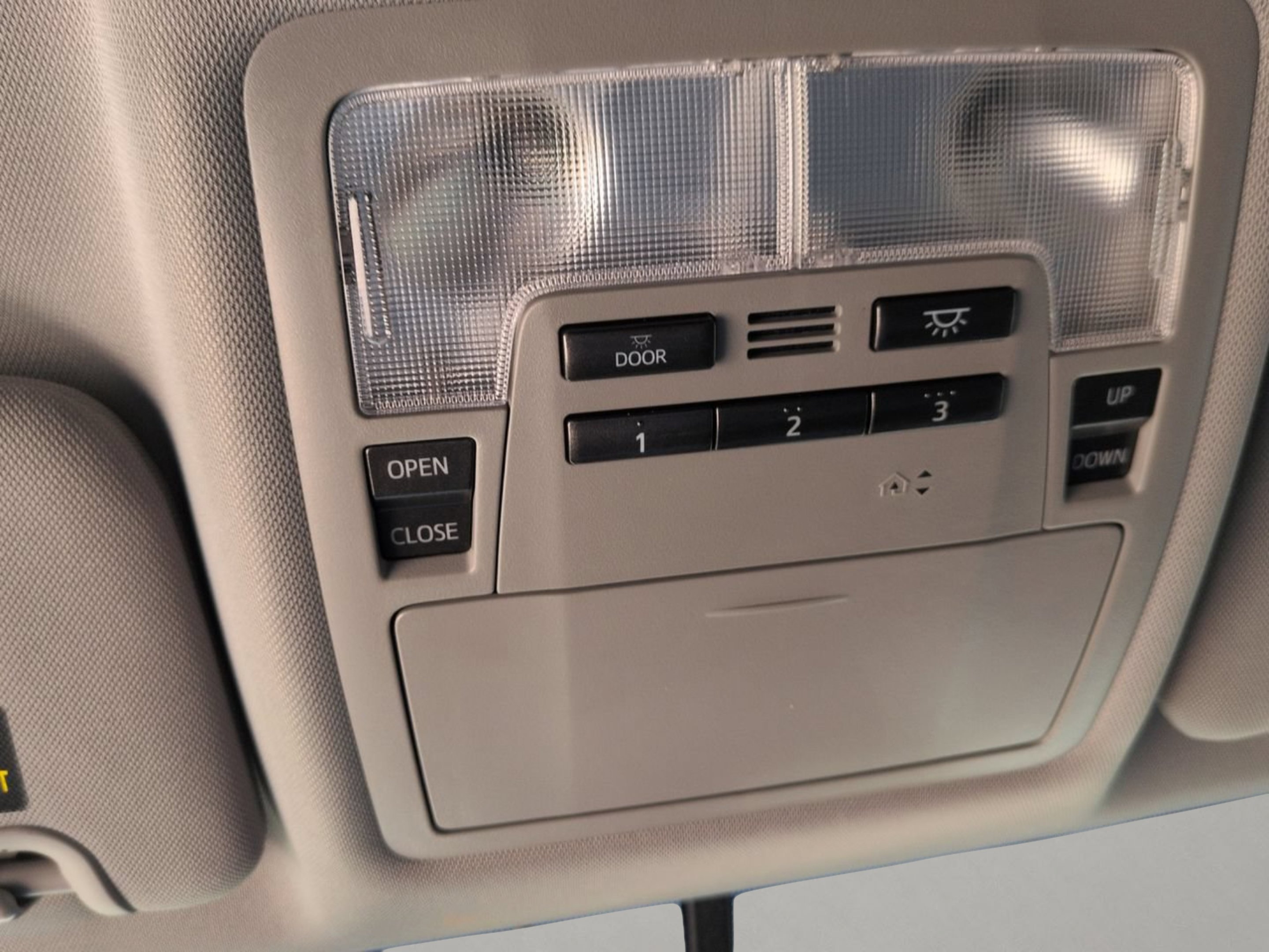 Used 2015 Silver Sky Metallic Toyota Limited image 19