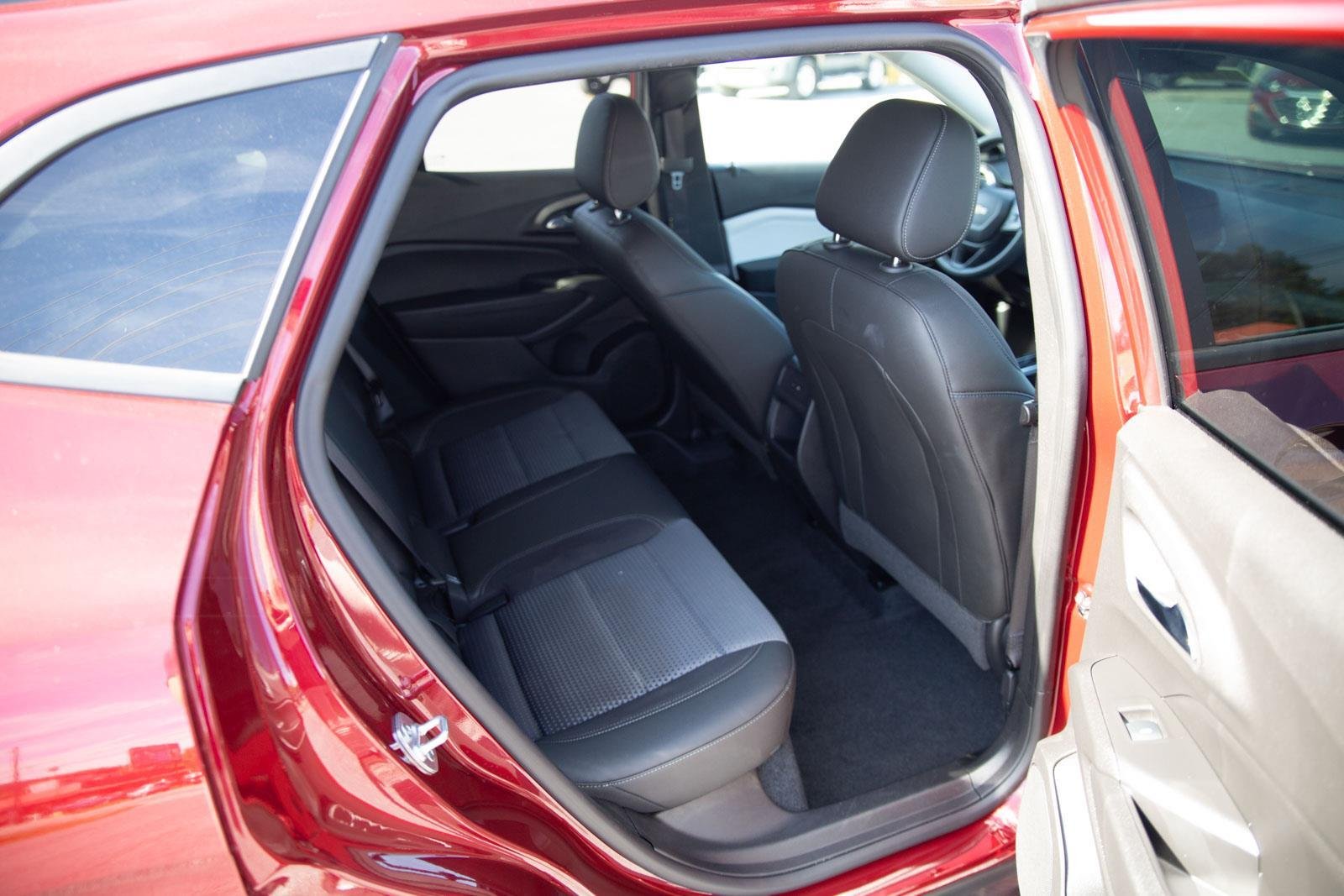 2024 Chevrolet Trax LT - Photo 21