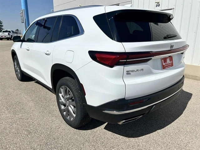 Used 2025 WHITE BUICK Preferred image 9