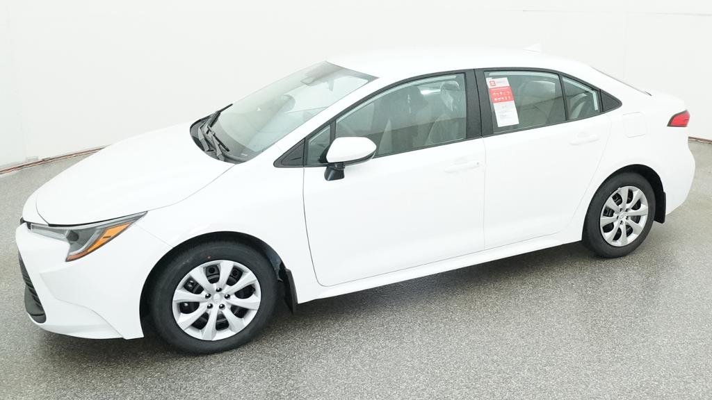 New 2026 Ice Cap Toyota LE image 36