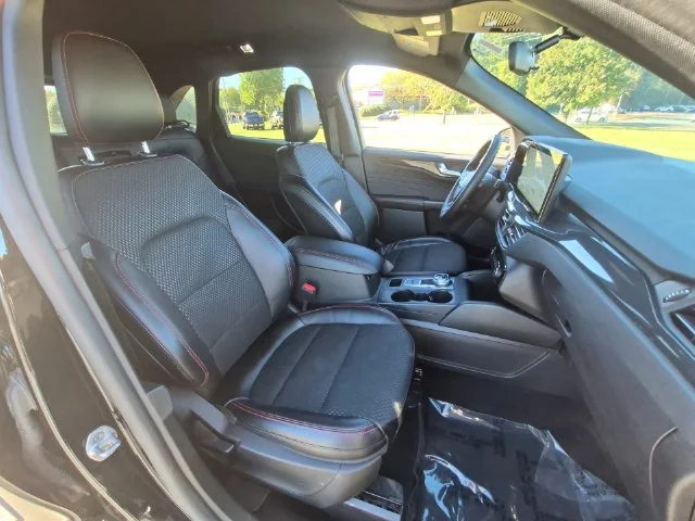 Used 2024 Black Ford ST-Line image 34