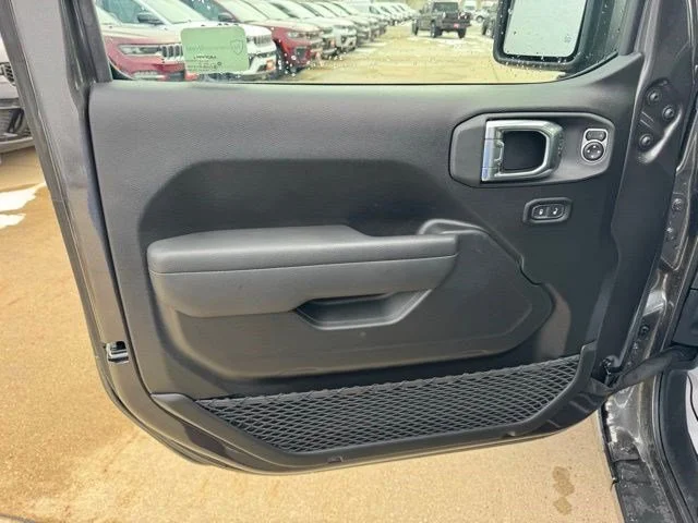 2025 Jeep Wrangler 4-Door Sport S - Photo 7