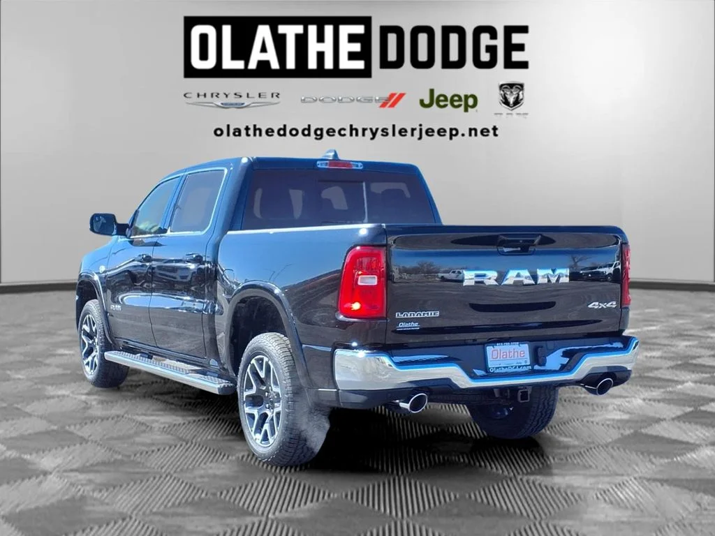 New 2026 Diamond Black Crystal Pearl-Coat Exterior Paint RAM Laramie image 3