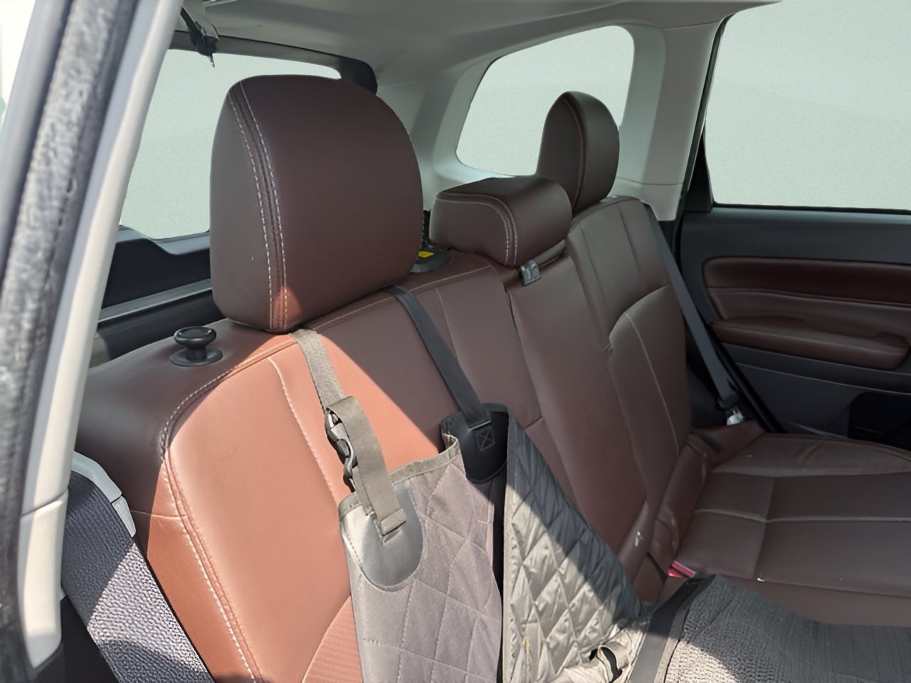 Used 2018 Crystal White Pearl Subaru Touring image 13