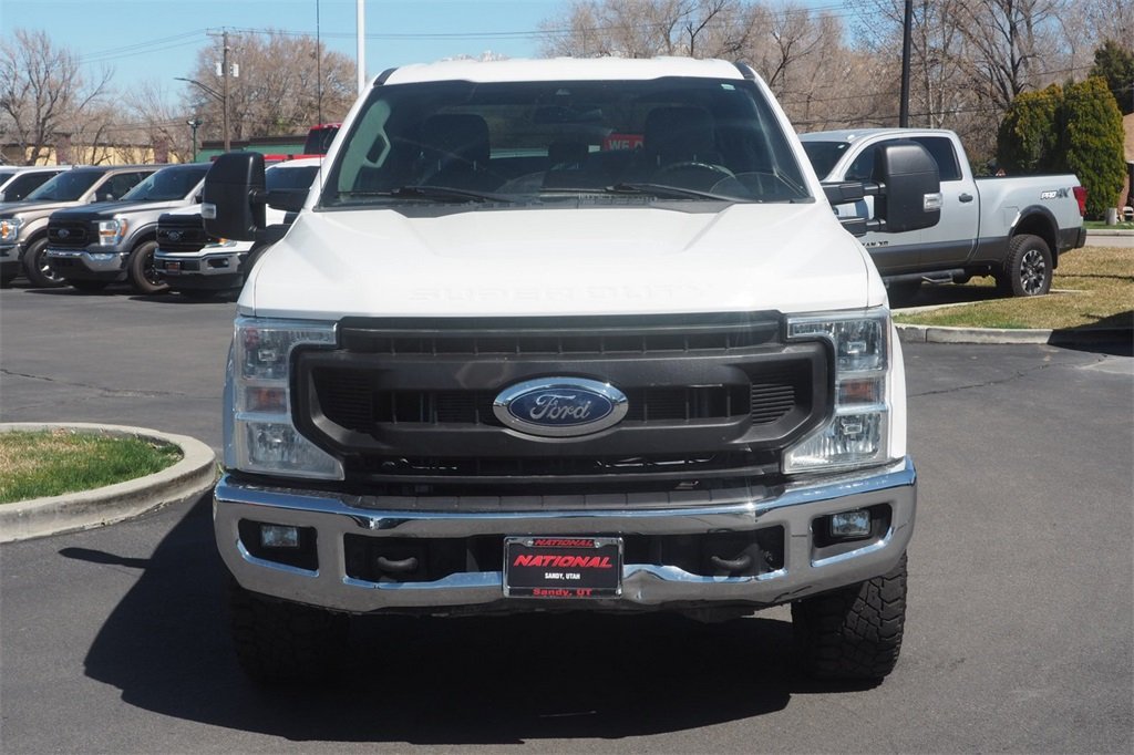 2020 Ford F-350 XLT photo 2