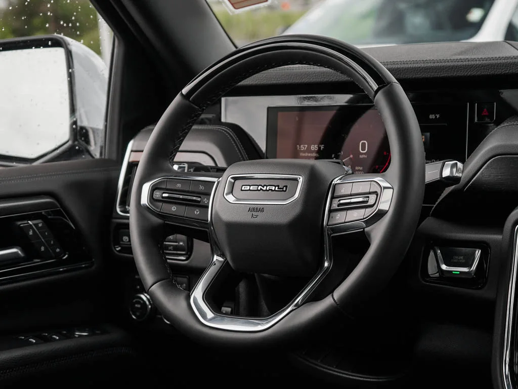 2026 GMC Yukon XL Denali - Photo 17