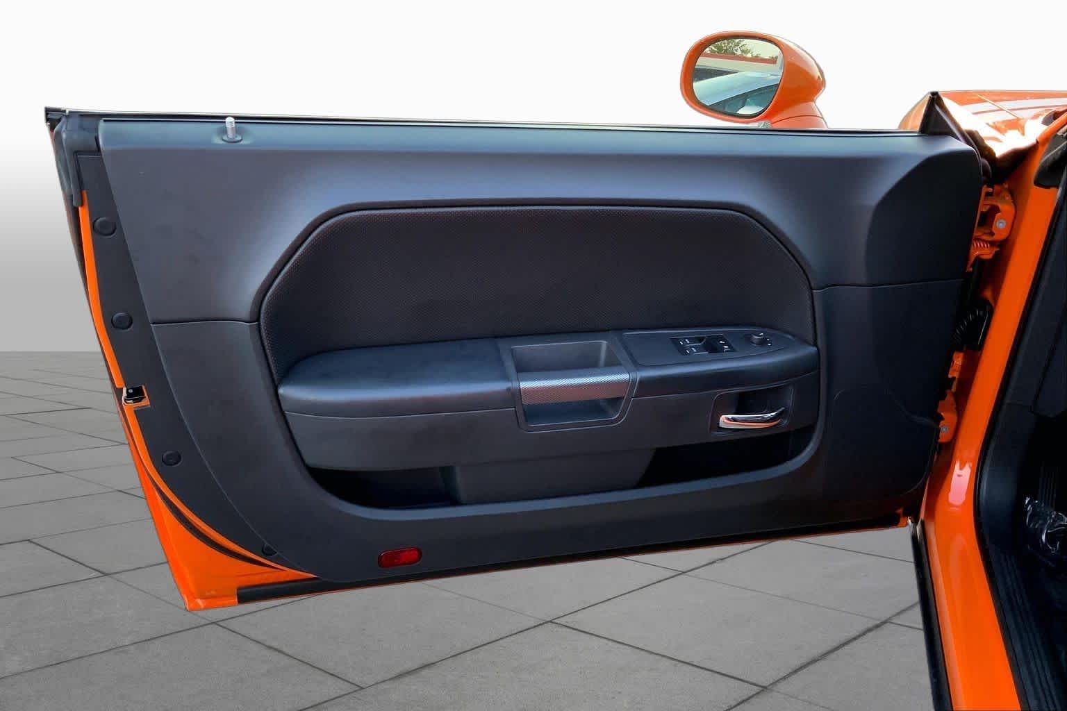 Used 2014 Header Orange Clearcoat Dodge R/T Plus image 19
