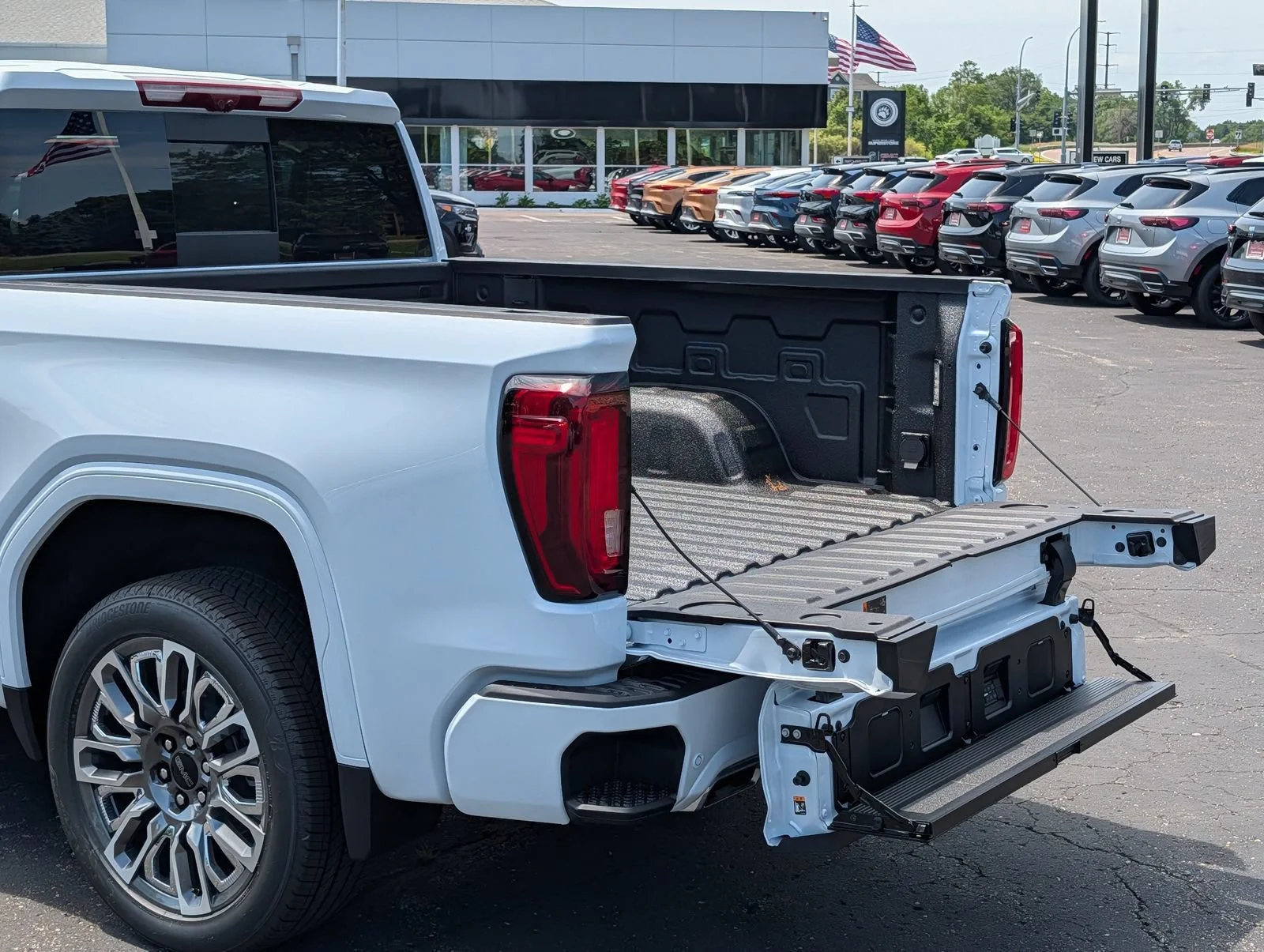 New 2026 Glacier White Tricoat GMC Denali Ultimate image 6