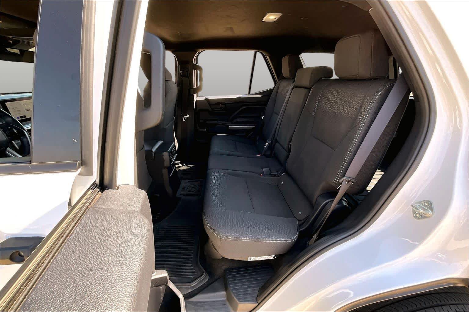 Used 2025 ICE CAP Toyota SR5 image 18