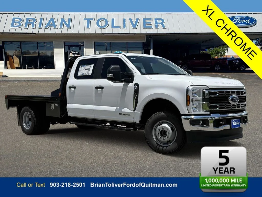 New 2026 Oxford White Ford F-350® XL image 1