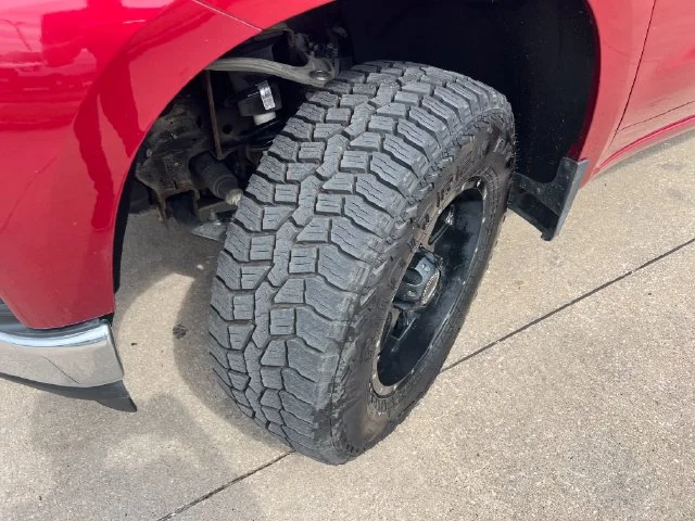 Used 2019 Red Chevrolet LT image 14