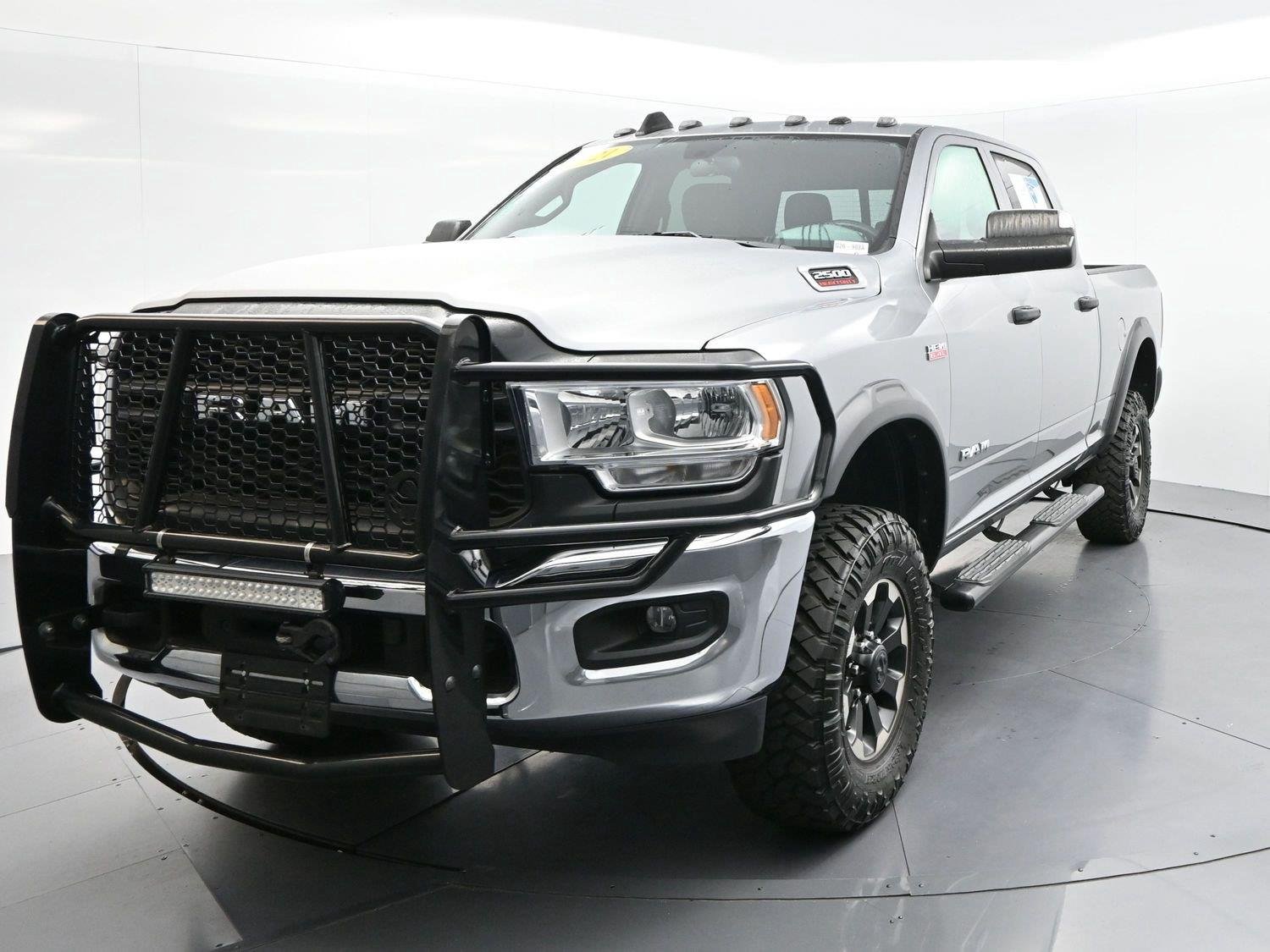Used 2021 Billet Silver Metallic Clearcoat Ram Tradesman image 3