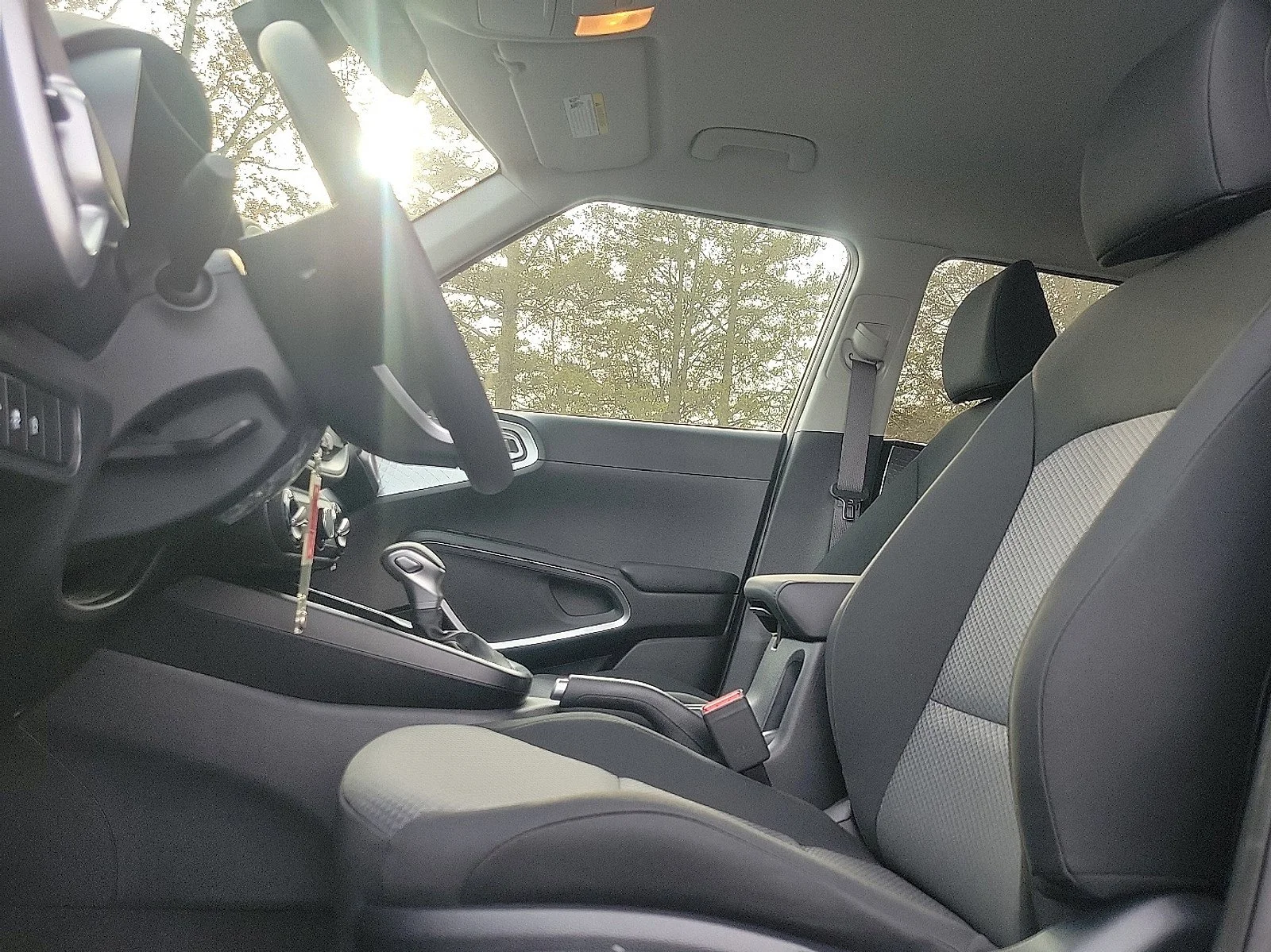 2025 Kia Soul LX - Photo 12