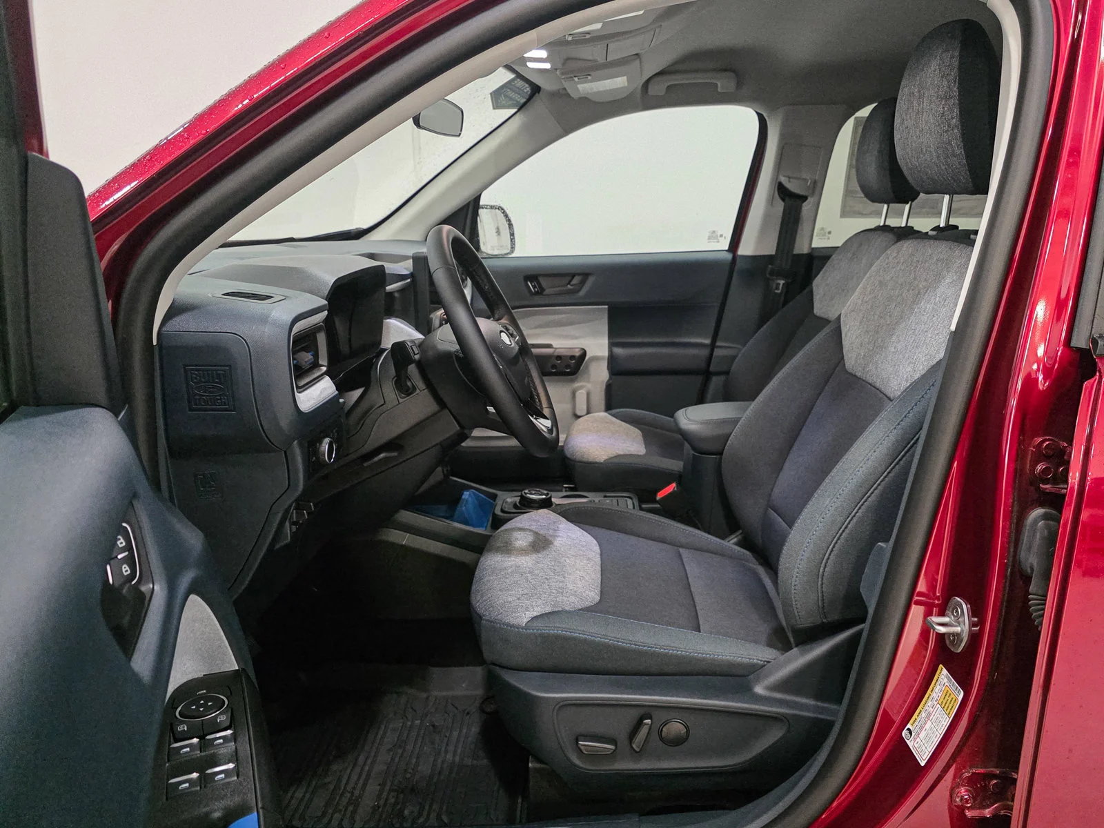 2025 Ford Maverick XLT - Photo 18