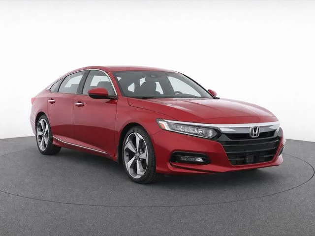 Used 2019  Honda Touring 2.0T image 3