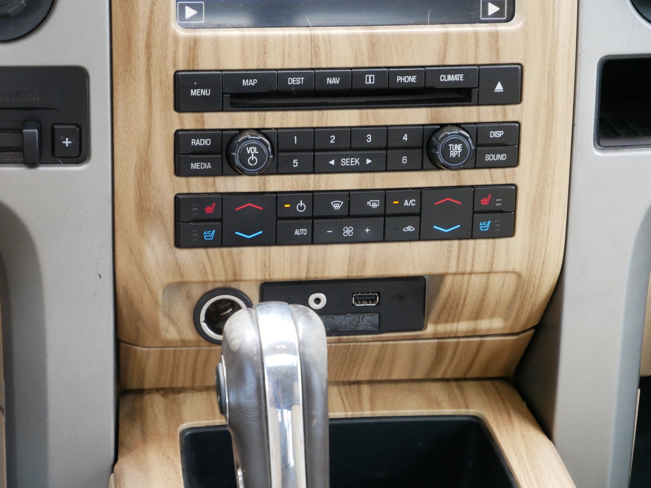 Used 2011 Black Ford Lariat image 15