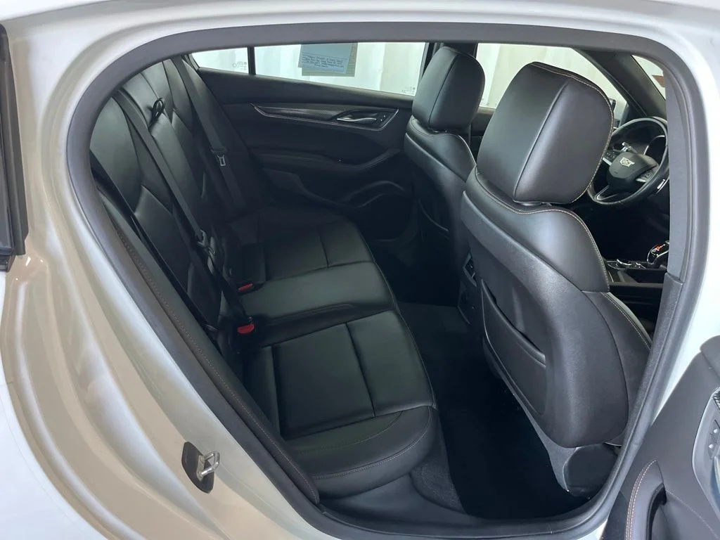 Used 2020 White Cadillac Sport image 22