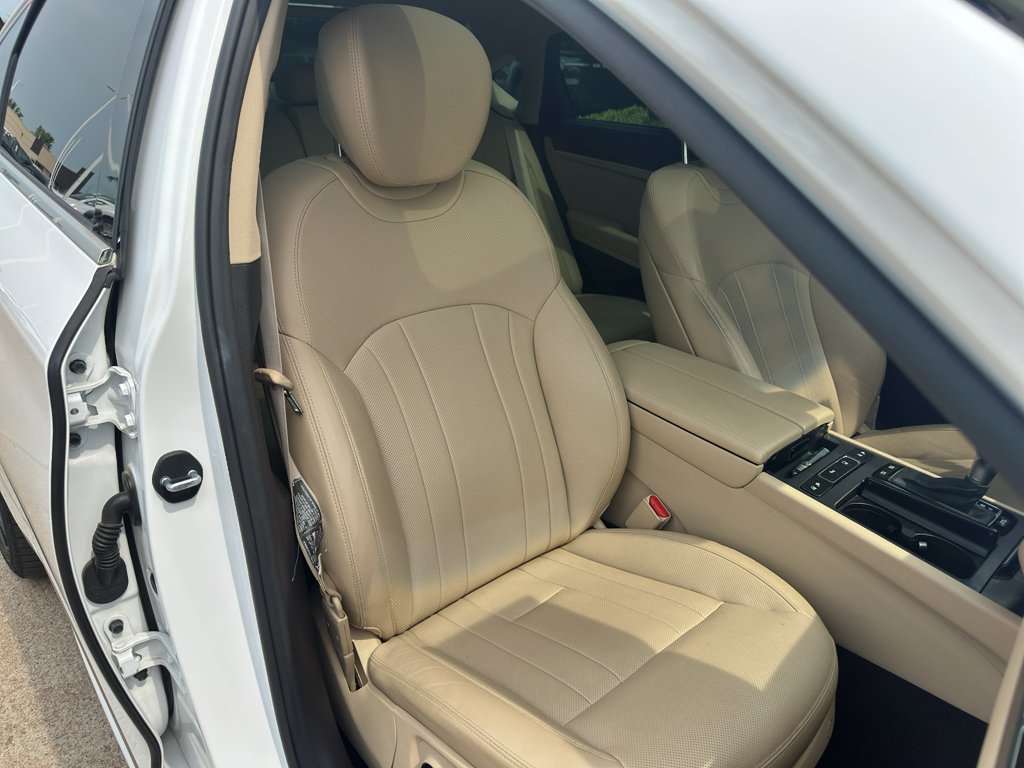 Used 2020 Uyuni White Genesis 3.8L image 34