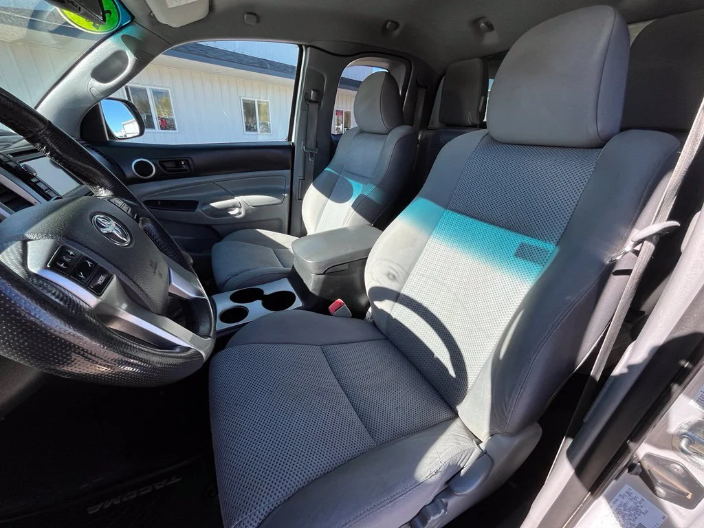 Used 2013 Silver Toyota Base image 9