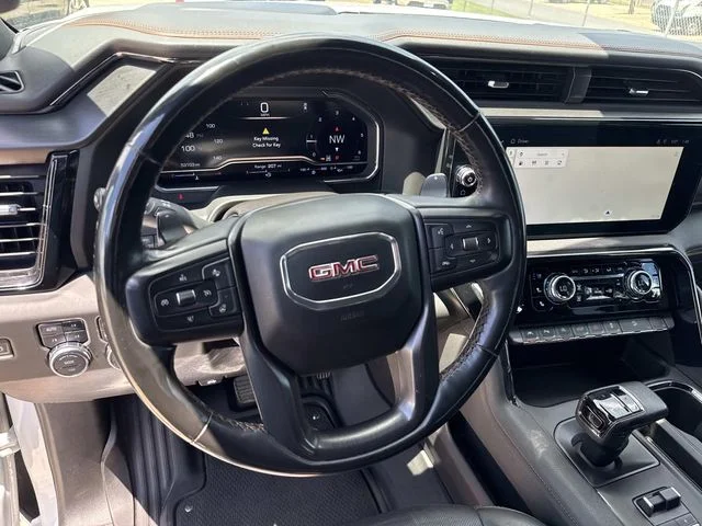 Used 2024 White GMC AT4 image 35