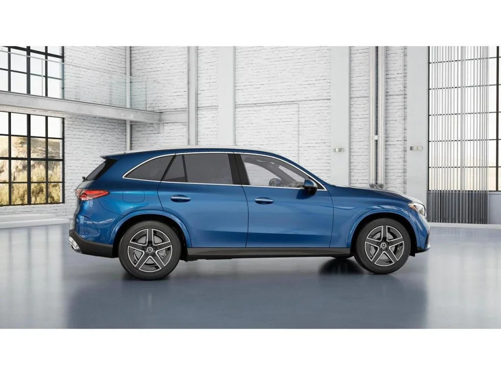 New 2027 Blue Mercedes-Benz GLC 300 image 17