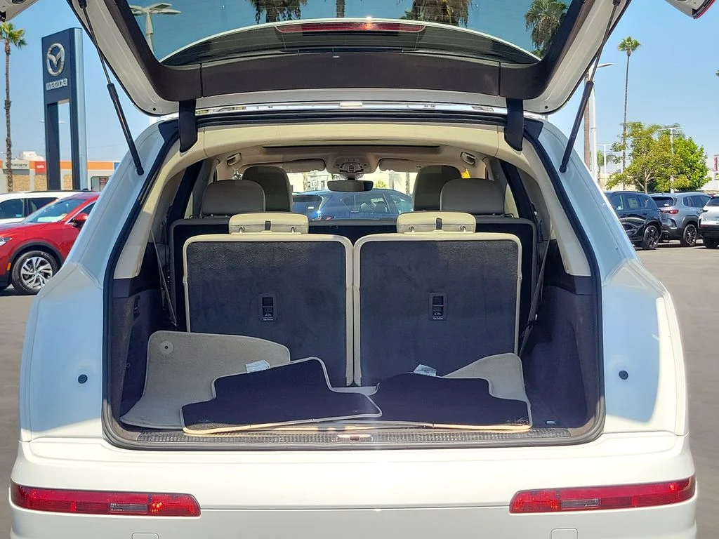Used 2019 Carrara White Audi 45 Premium image 26