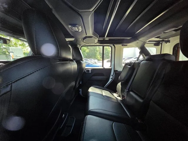 Used 2022 White Jeep Unlimited Sahara 4xe image 10