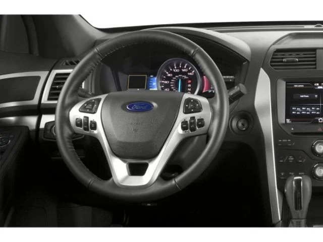 Used 2015 Ruby Red Metallic Ford XLT image 6