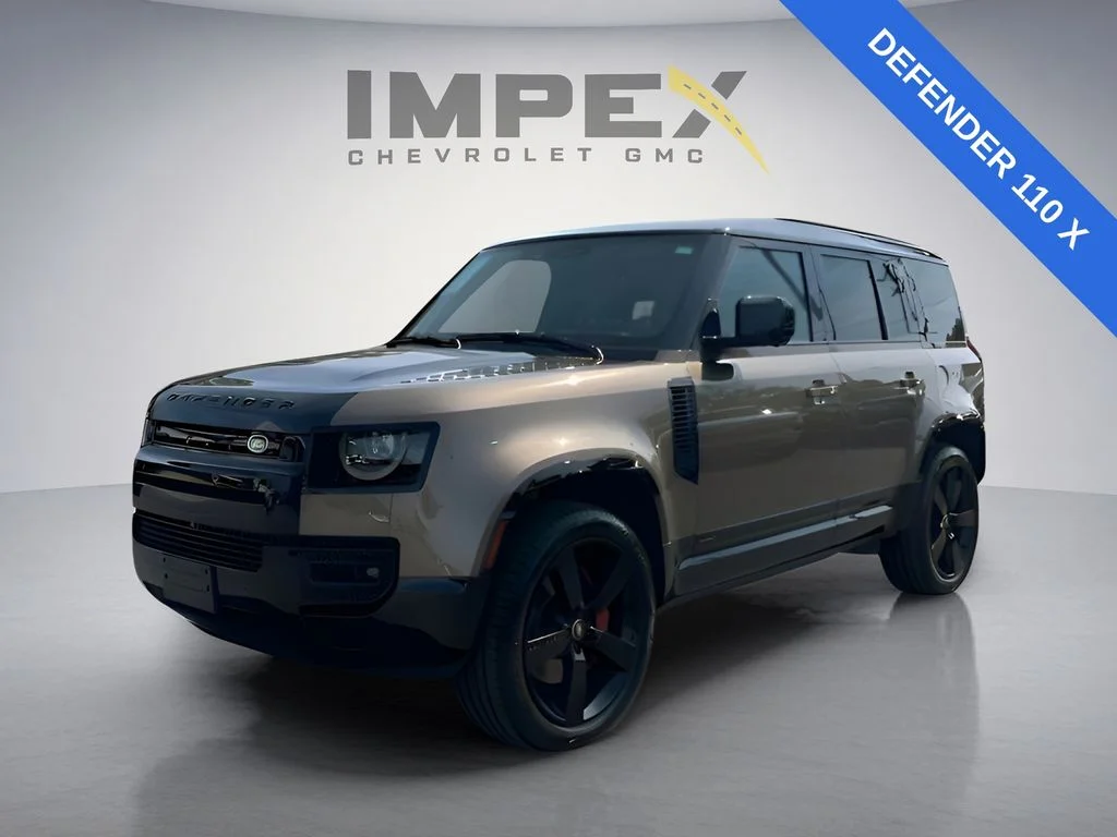 Used 2024  Land Rover X image 2