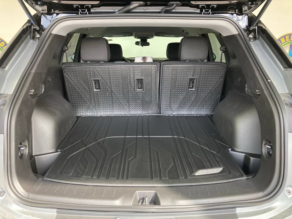 New 2026 Sterling Gray Metallic Chevrolet 2LT image 20