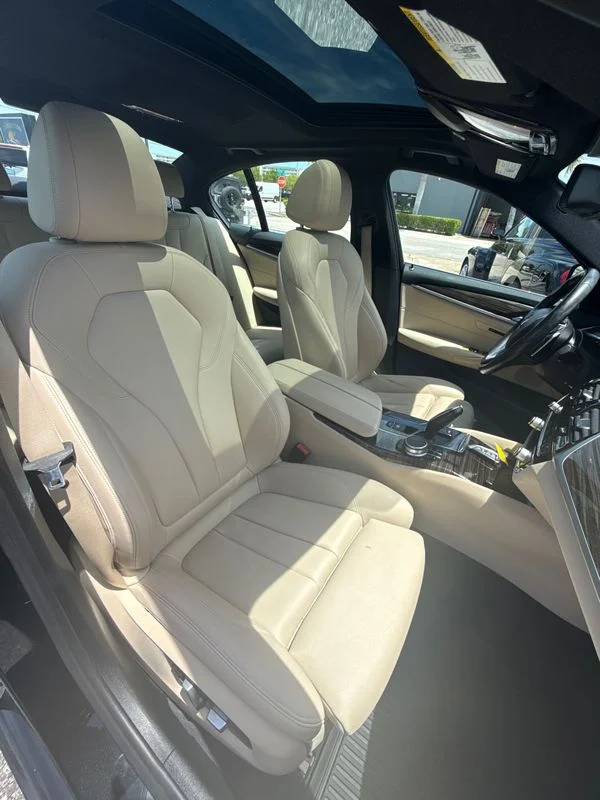 Used 2019 Black BMW xDrive image 17