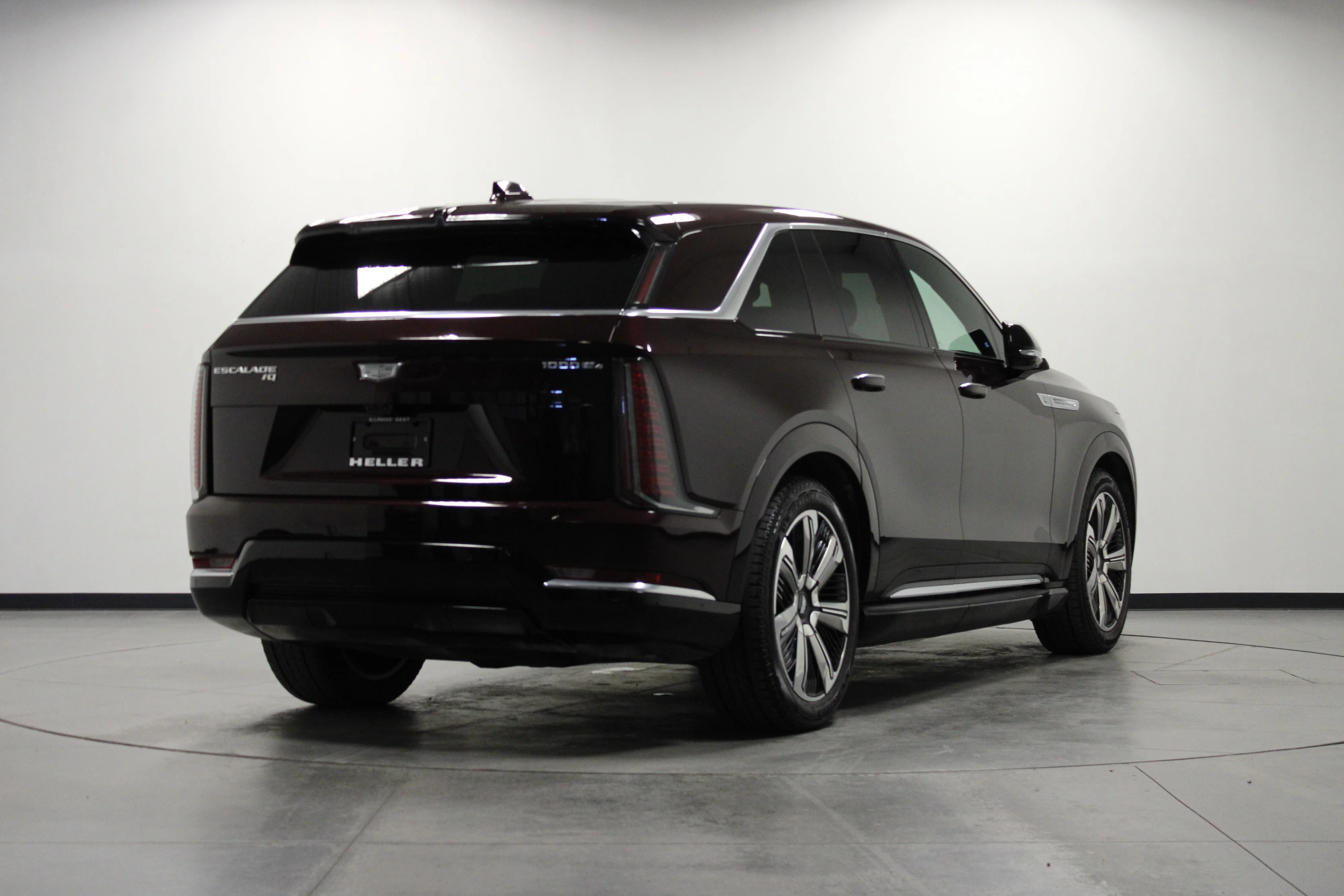 Used 2025 Black Cherry Tintcoat Cadillac Luxury 2 image 4