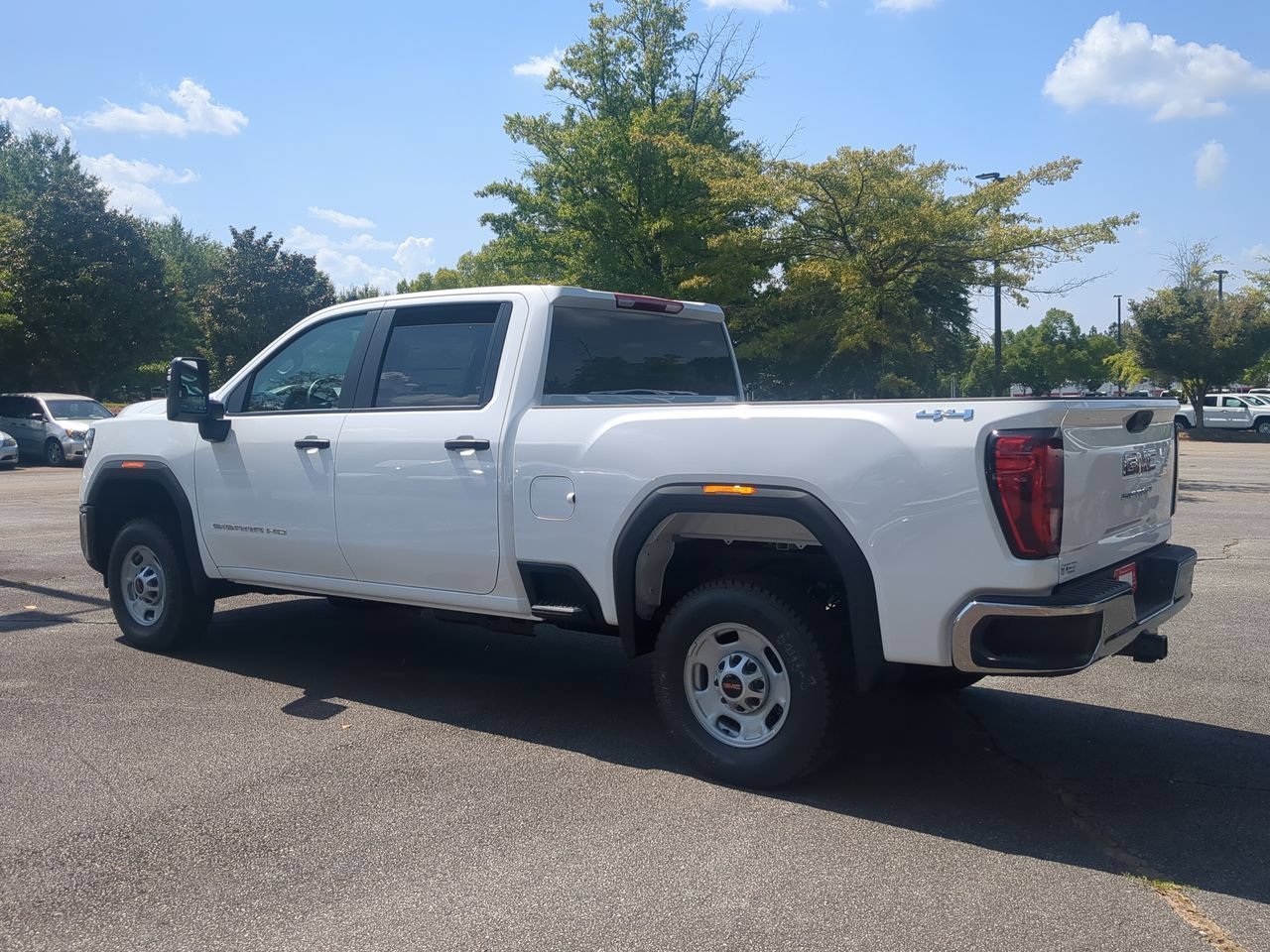2026 GMC Sierra 2500HD Pro - Photo 6