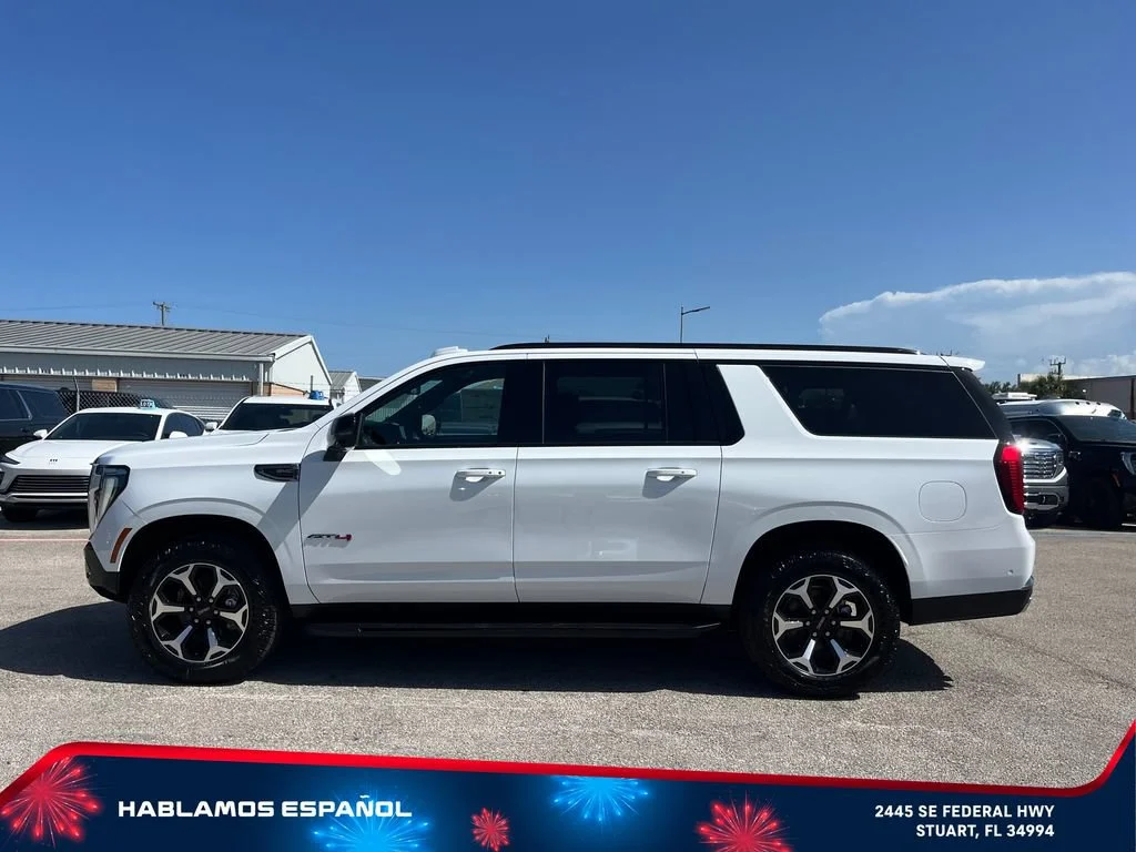 New 2026 Summit White GMC AT4 image 4