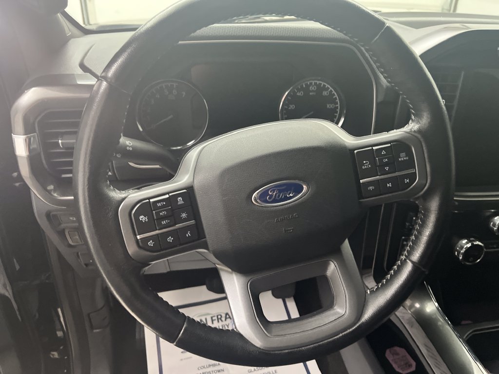 Used 2021 Black Ford XLT image 17