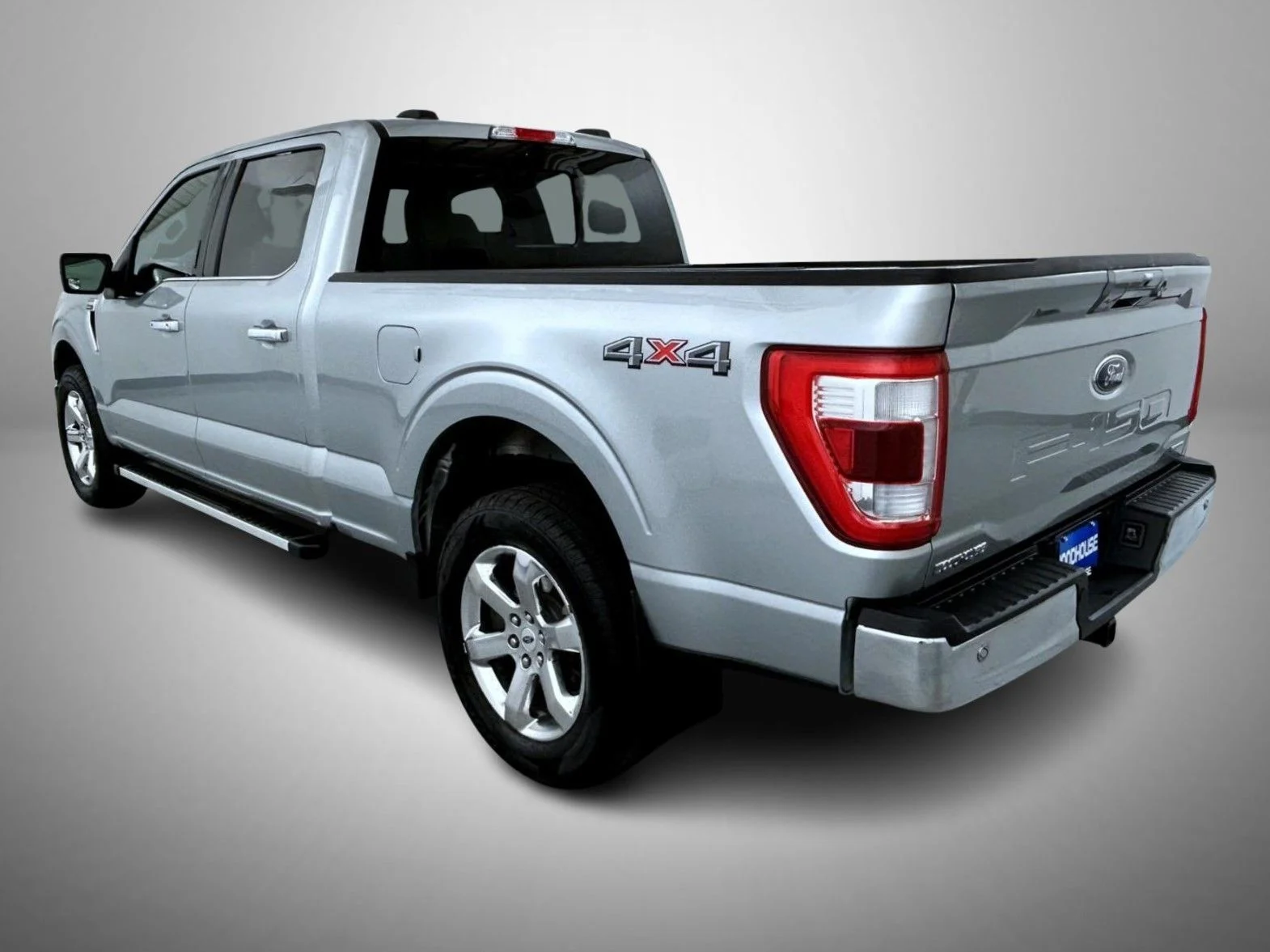 Used 2022 Silver Ford Lariat image 7