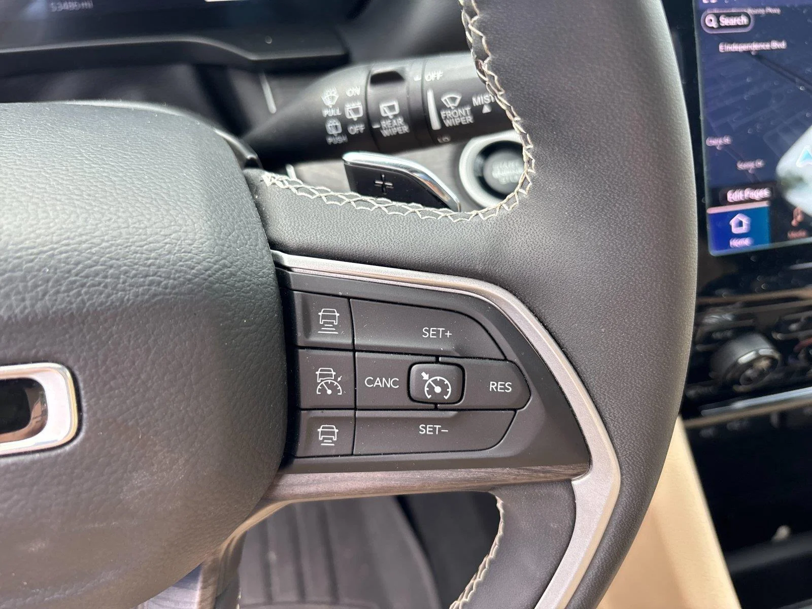 Used 2023 Bright White Clearcoat Jeep Limited image 19