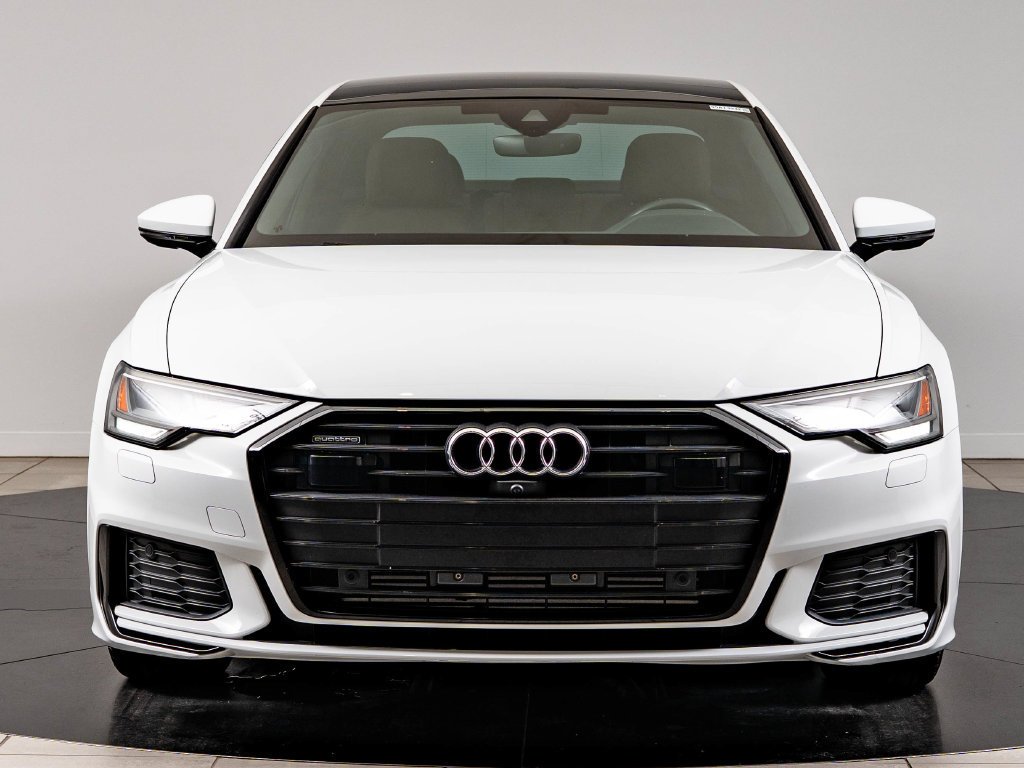 Used 2023 Glacier White Audi 55 Premium Plus image 2